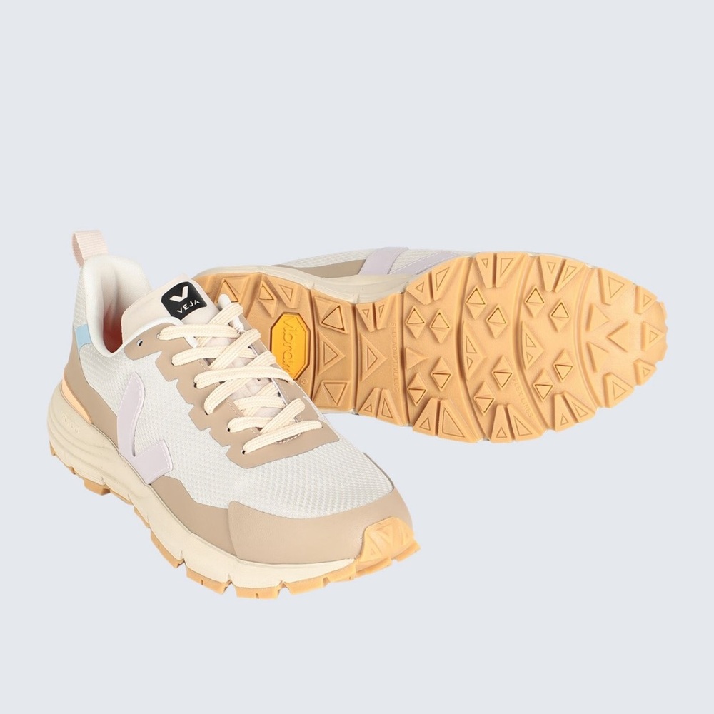 NIB Veja Dekkan Alveomesh Sneakers Size US 7/EU 38